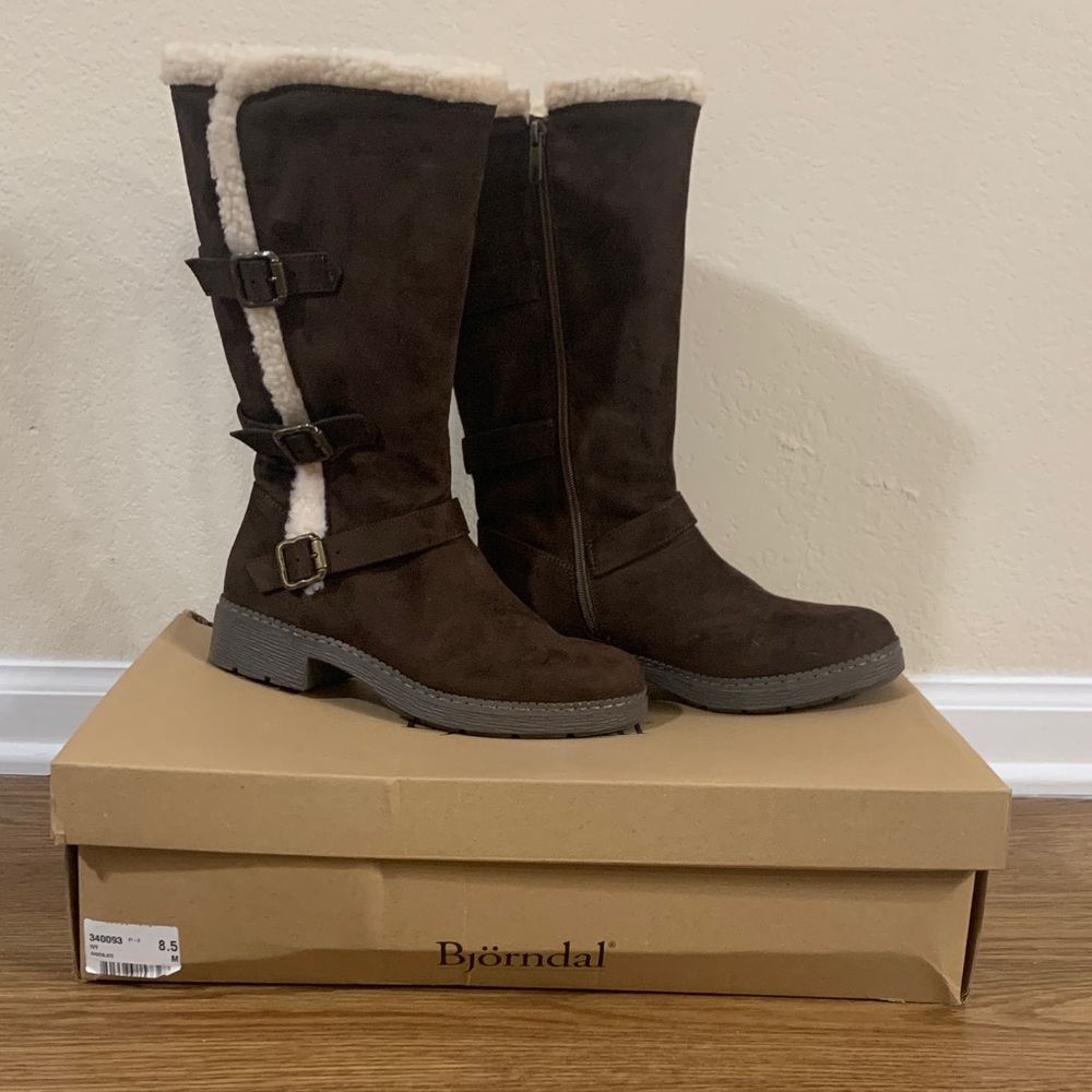 Bjorndal Dark Brown Winter Boots with Cream Accents